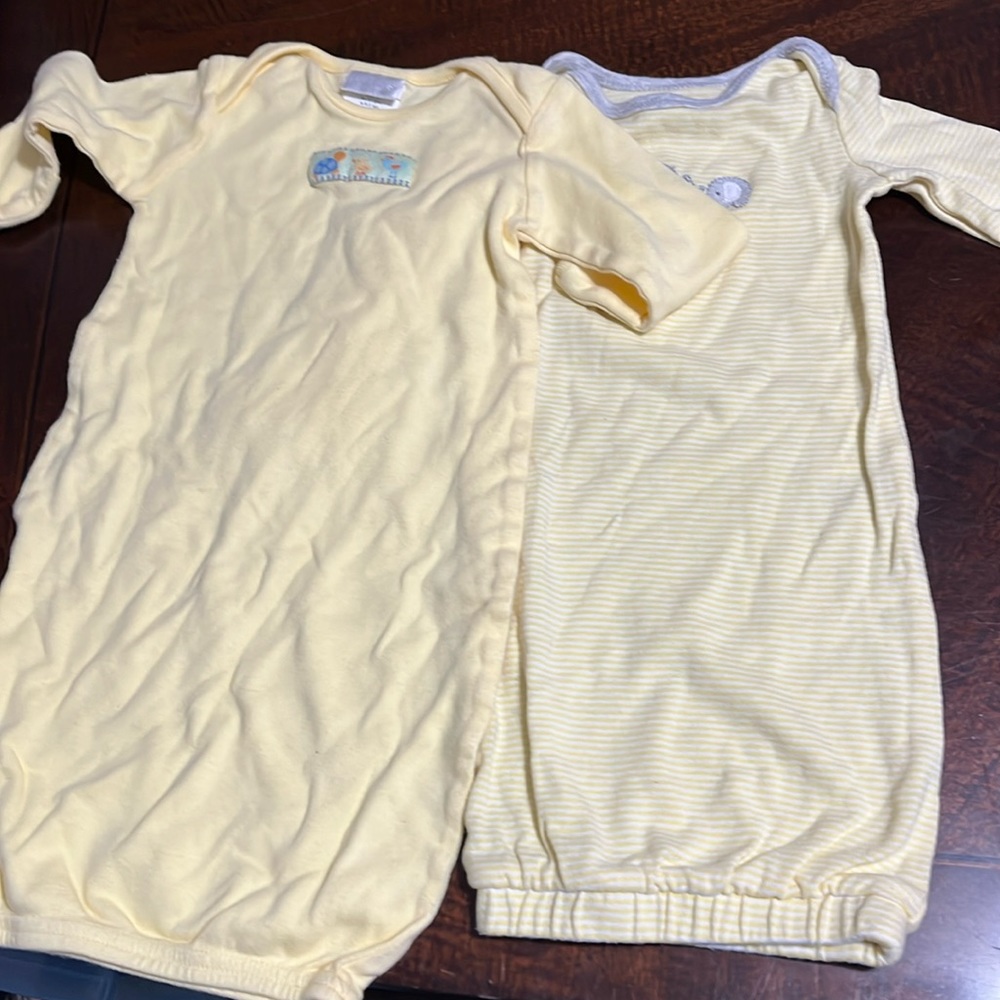 Unisex newborn 0 - 3 mos baby nightgown easy change hand covers mittens